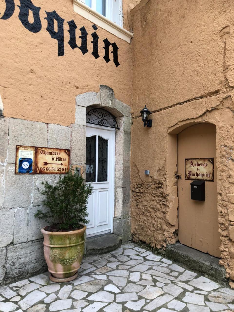 Auberge De Pachoquin Meounes-les-Montrieux Luaran gambar